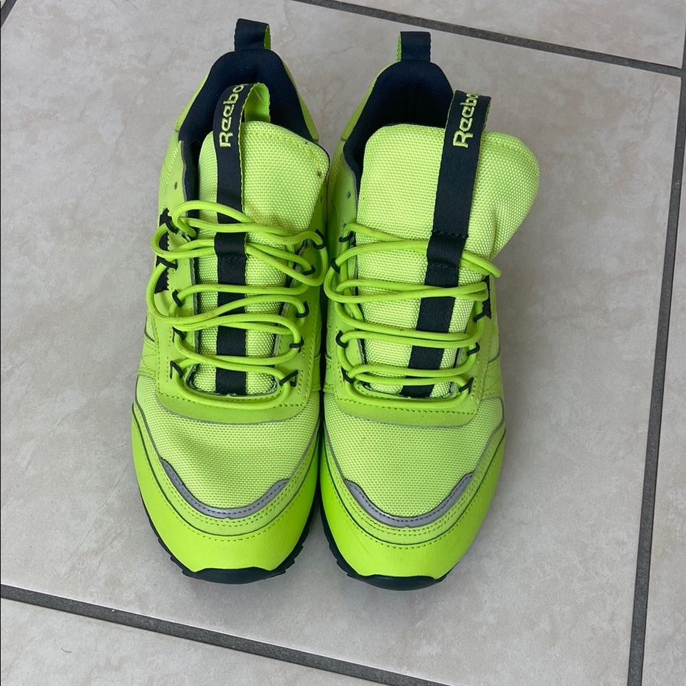 Reebok Green and Black Sneakers Modern Design